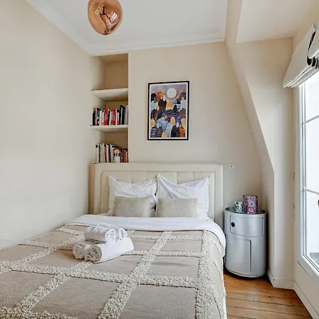 1 Bedroom Apartment Near Saint Germain Des Pres * Paris