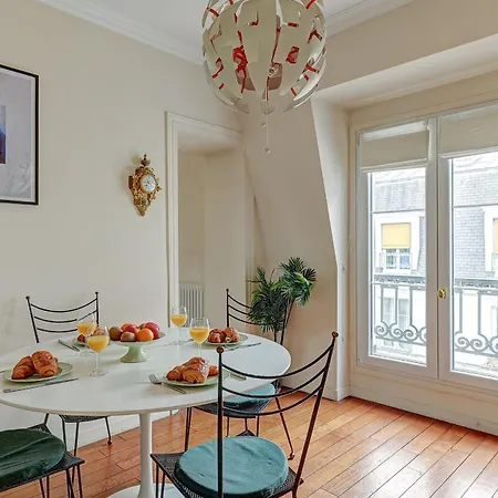 1 Bedroom Apartment Near Saint Germain Des Pres Apartment